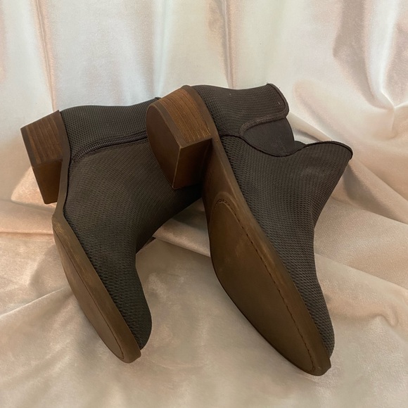 Kenzie Gerona Bootie 8M - Picture 5 of 10